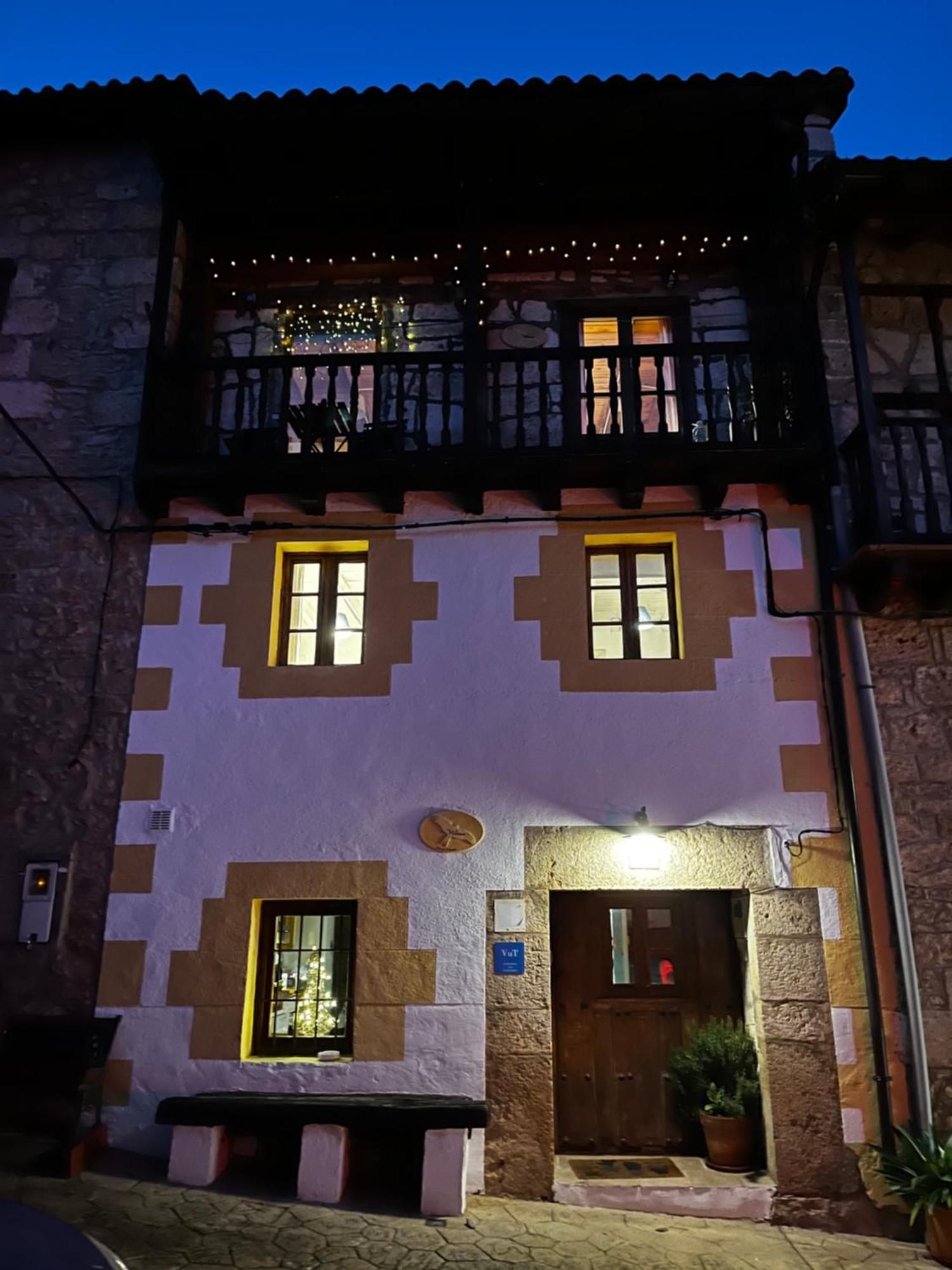 La Milana, Orbaneja Del Castillo Exterior photo